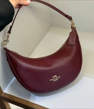 Coach Aria s dlhým popruhom ❤️🎄 179eur/bežná cena 325eur ❤️🎄